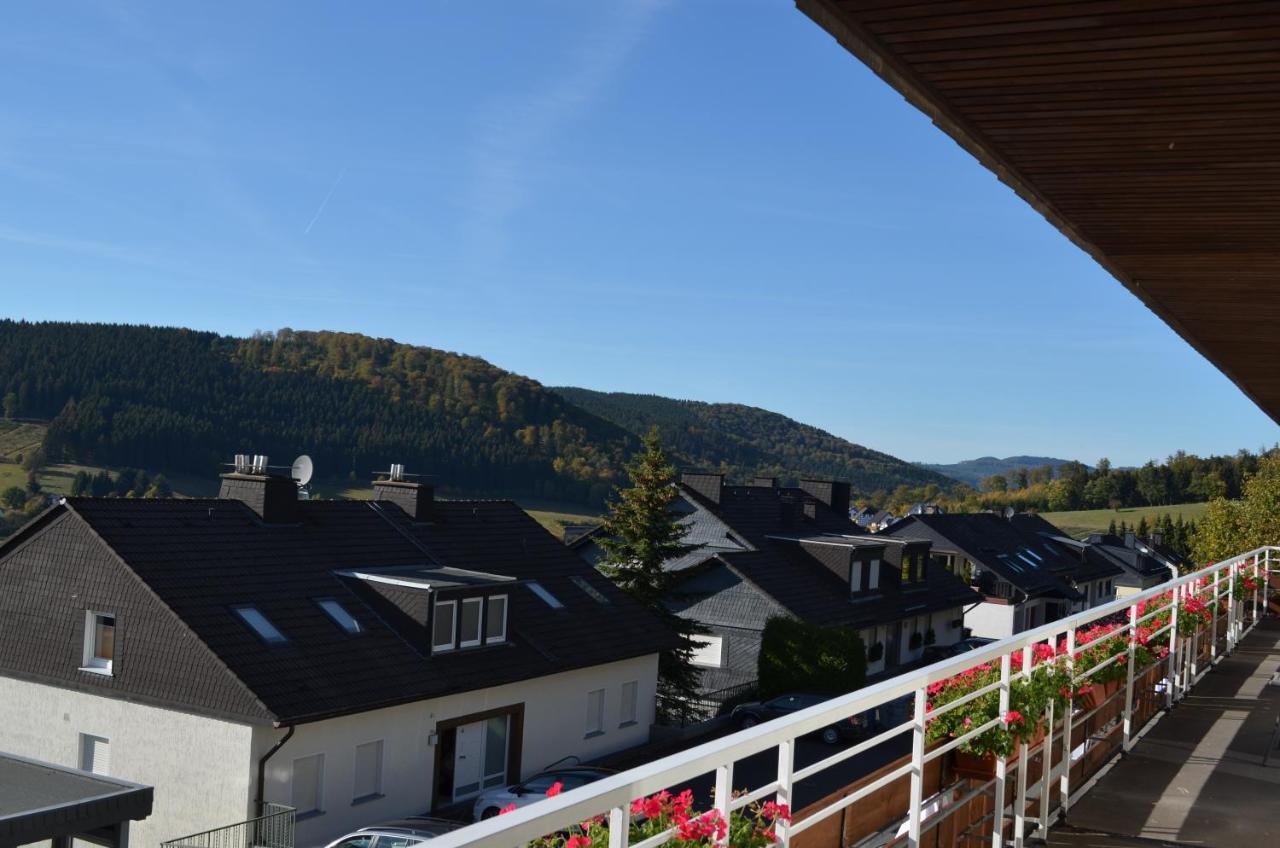 Hotel Suedhang Niedersfeld Bagian luar foto
