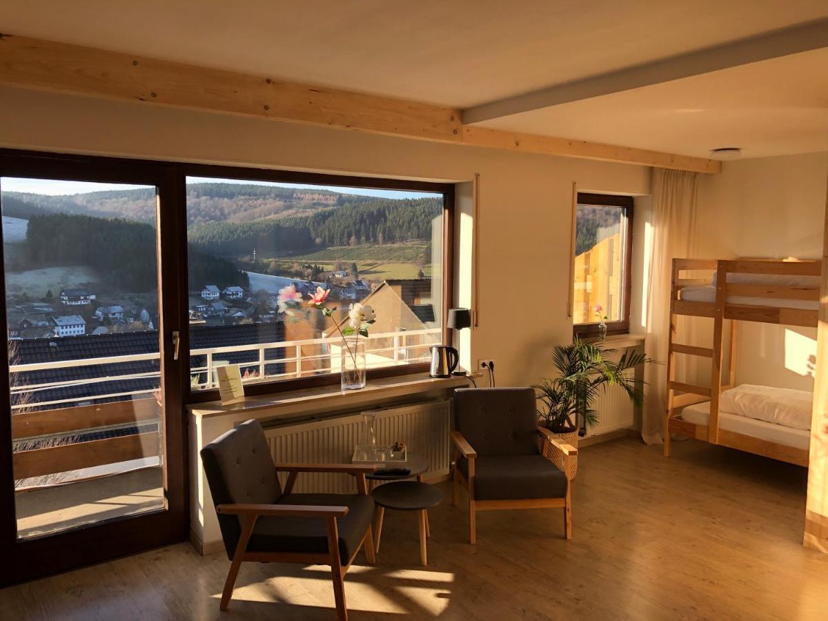 Hotel Suedhang Niedersfeld Bagian luar foto